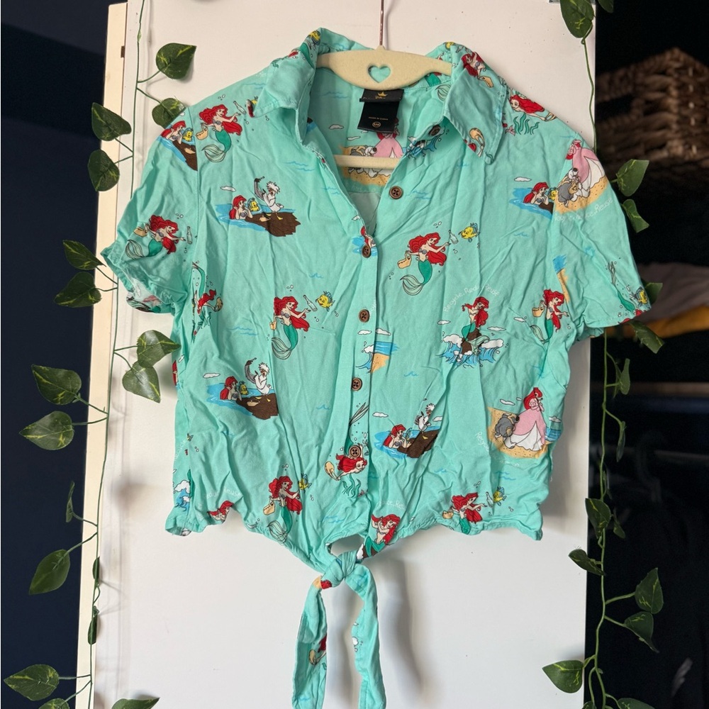 Disney Mermaid Arielle women Tie-front Button down Blouse shirt Green Blue Sea